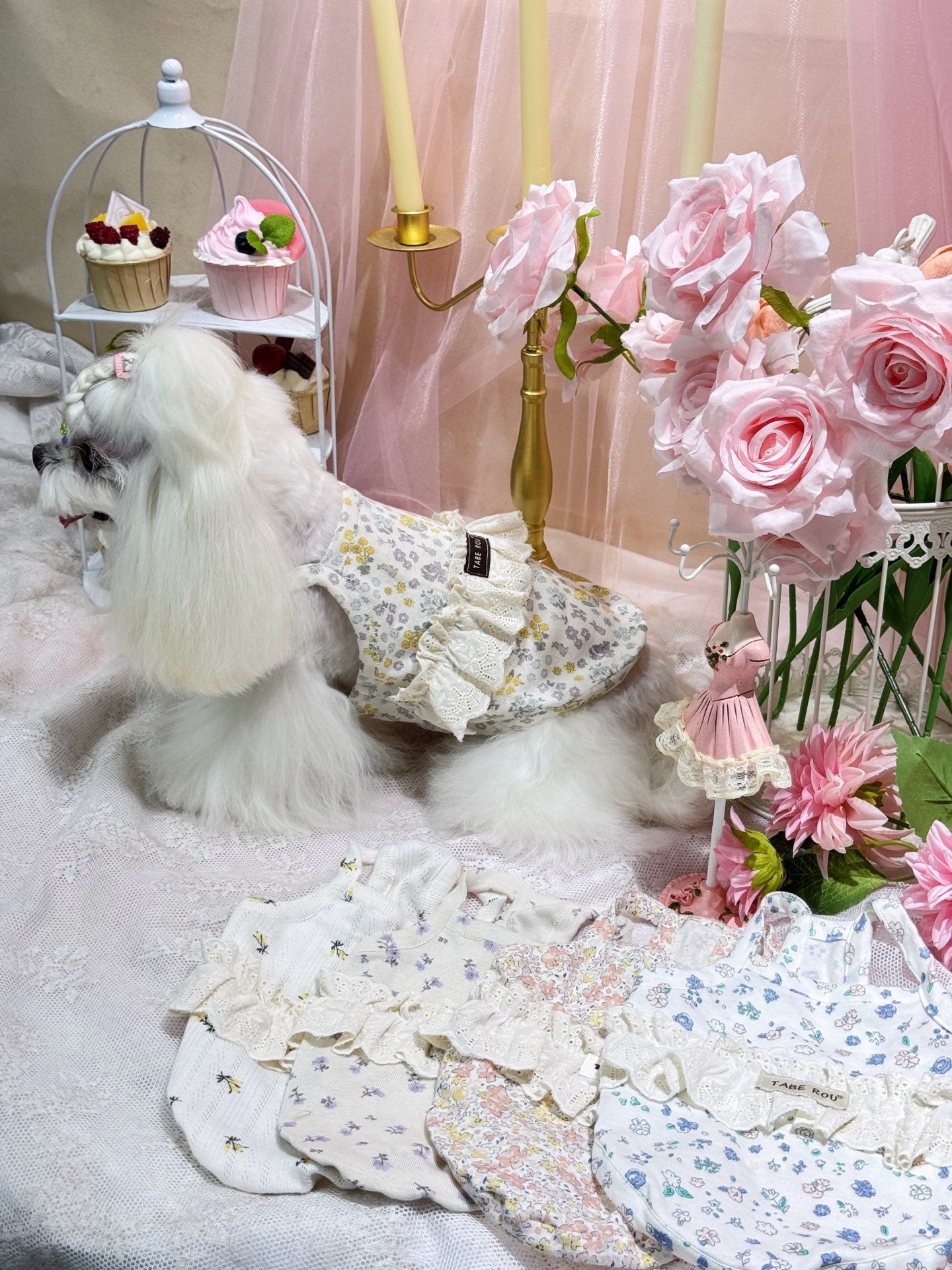 Floral Lace Ruffle Dress 碎花蕾絲蓬蓬裙