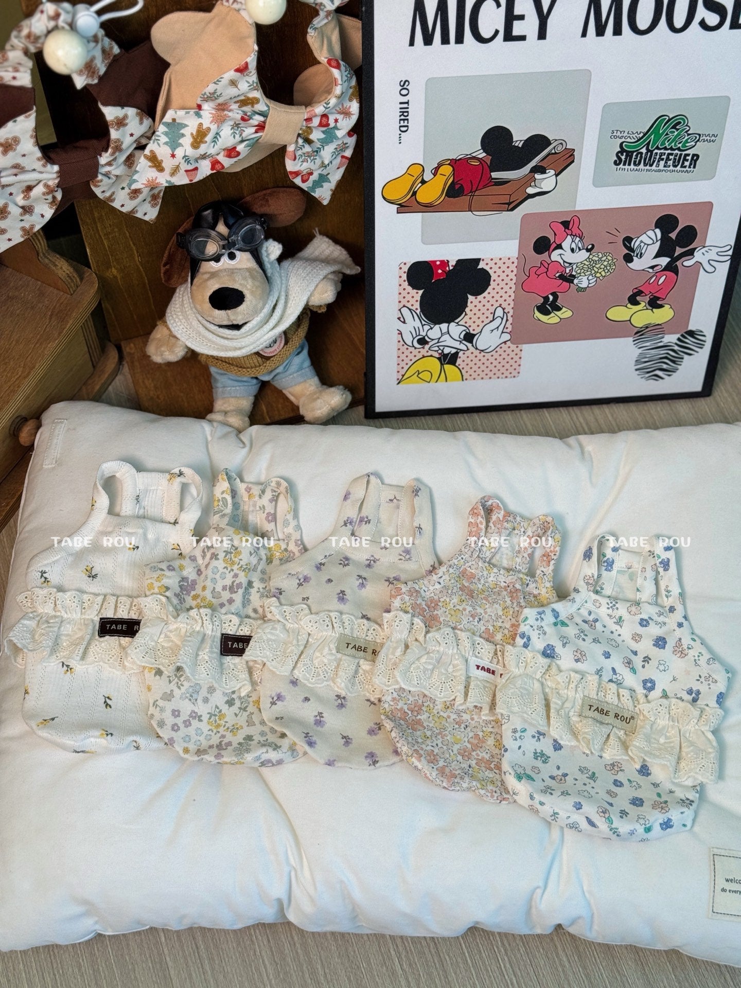 Floral Lace Ruffle Dress 碎花蕾絲蓬蓬裙