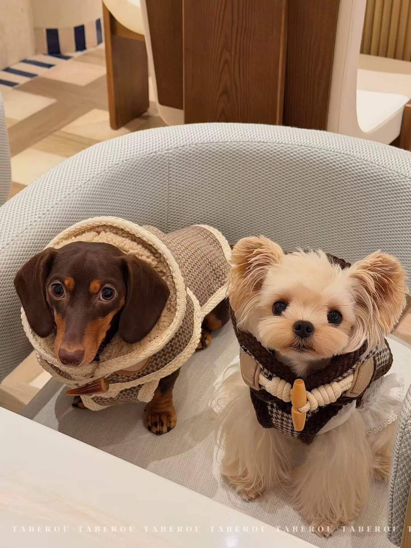 Houndstooth Christmas Cloak 復古千鳥格毛帽斗篷